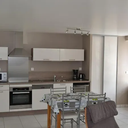 度假居 Maison De *